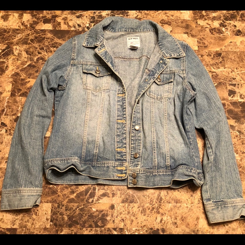 Old Navy denim jacket. XL. Excellent condition.